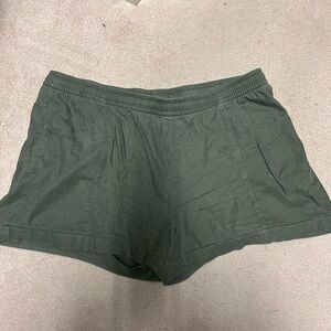 Old Navy Dark Green Women's Linen Shorts